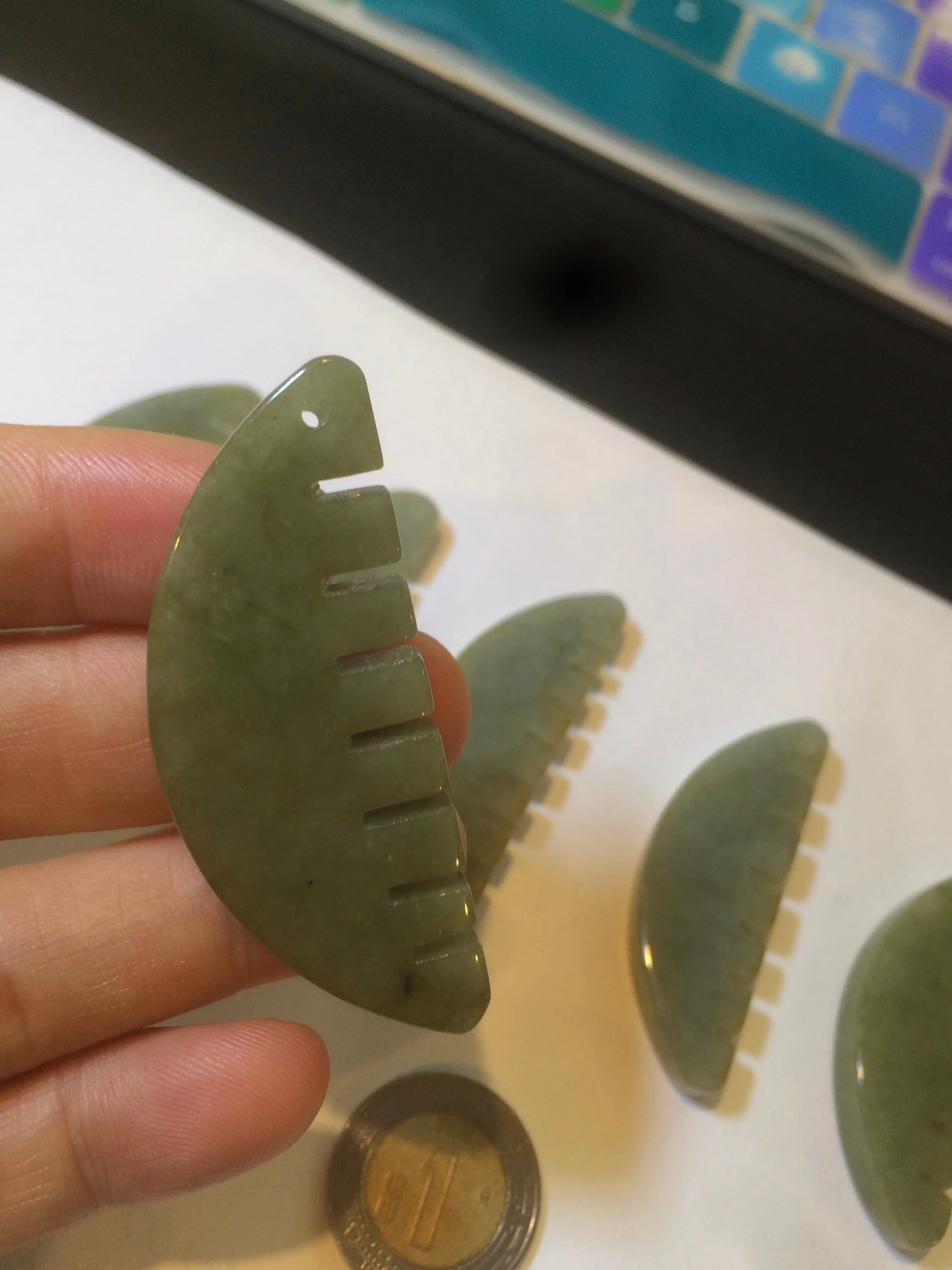 100% Natural icy watery light green/gray Jadeite gua sha (刮痧) Jadeite jade Comb E77 (Add on item! not sale individually)