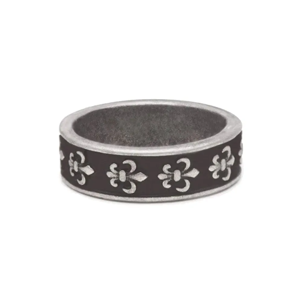 AGED 7mm FLEUR DE LIS BAND RING