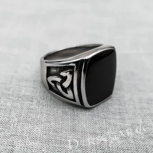 Black Celtic Knot Ring - Stainless Steel