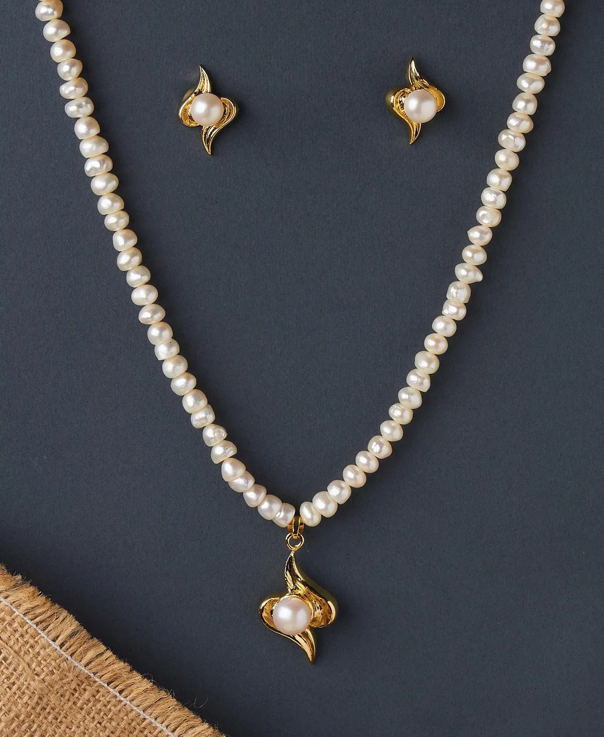 Elegant Real Pearl Necklace Set