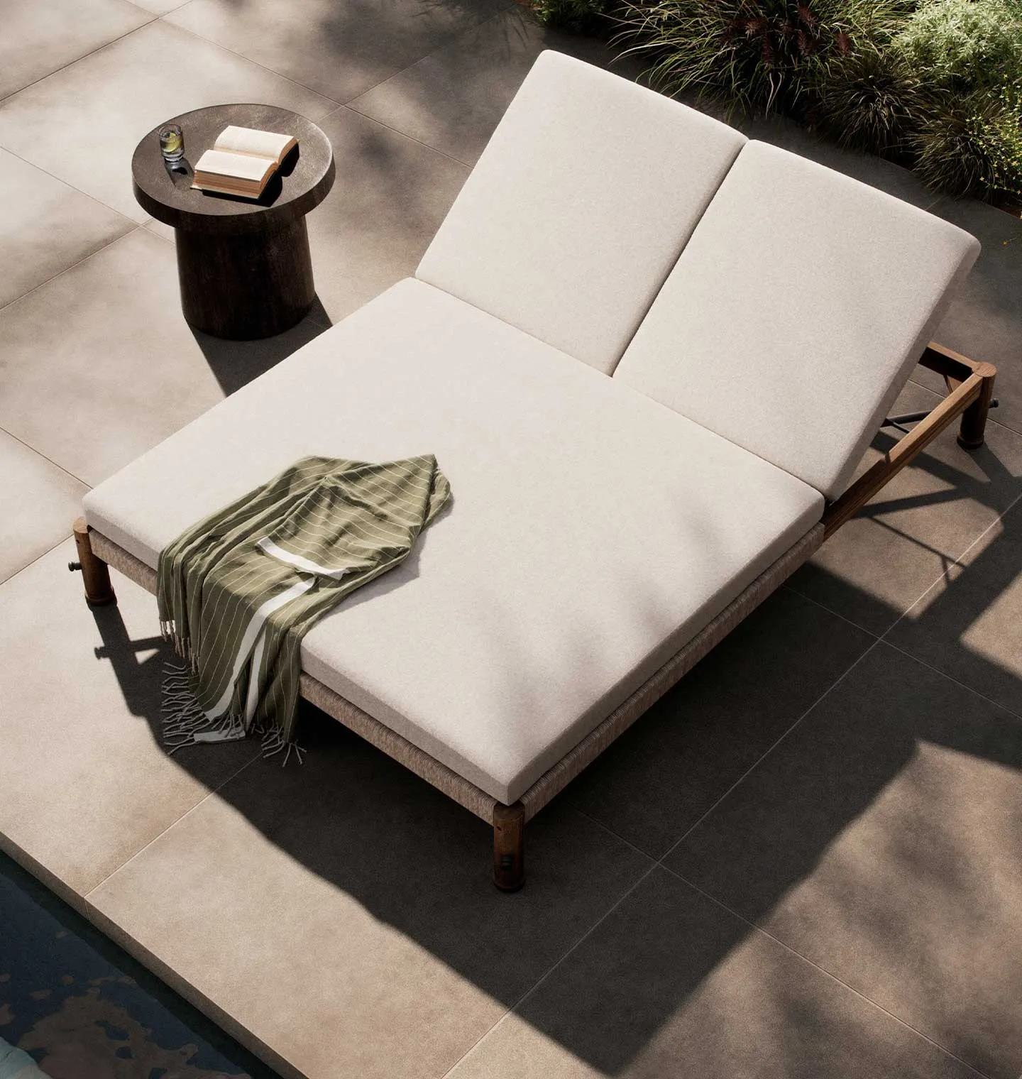 Finnegan Outdoor Double Chaise