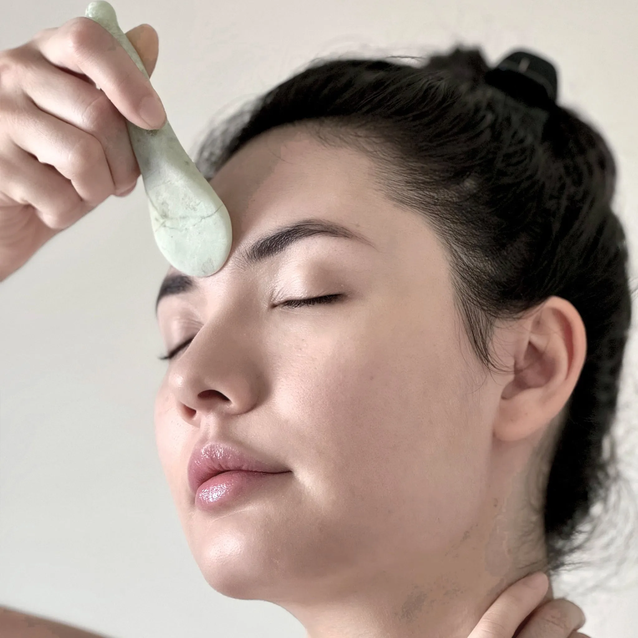 JADE BO JIN GUA SHA SPOON