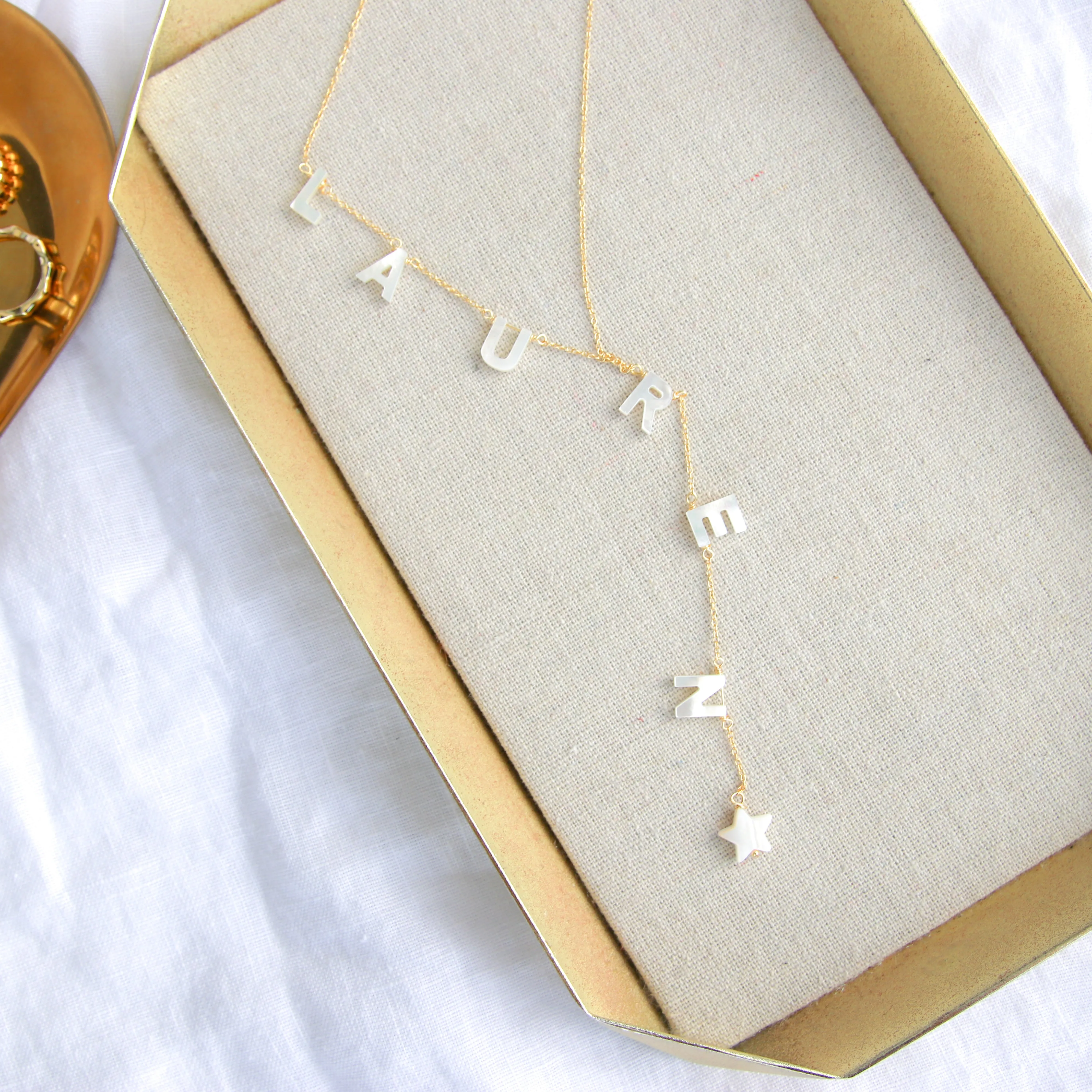 Nacre Name Lariat Necklace