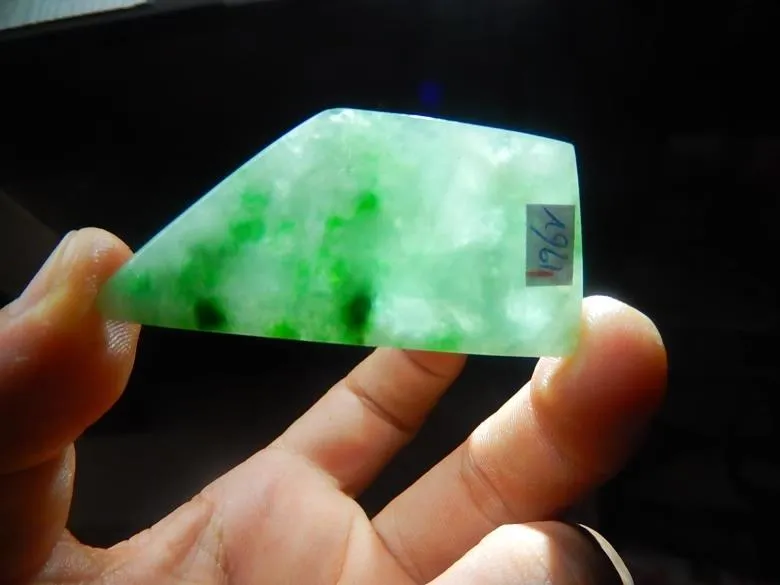 Natural Jade Rough Jadeite Raw (15g, 56X26X5.3mm)