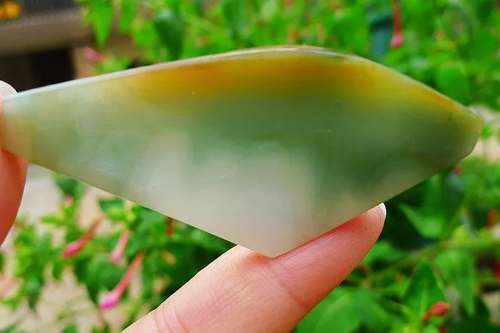 Natural Jade Rough Jadeite Raw (22g,6.6X3.1X0.5cm)