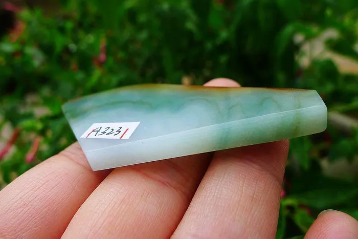 Natural Jade Rough Jadeite Raw (22g,6.6X3.1X0.5cm)