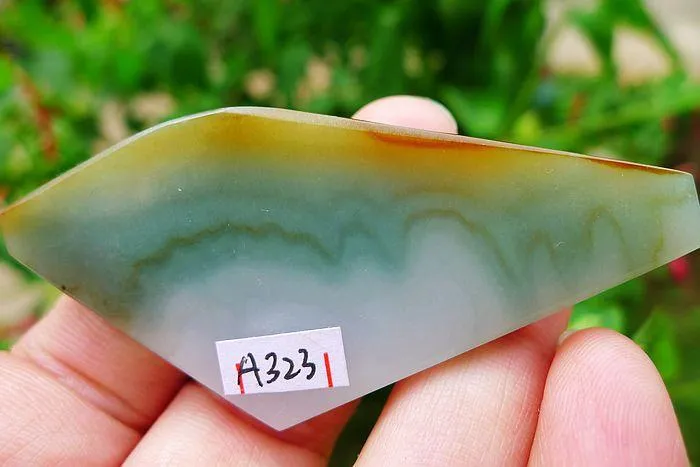 Natural Jade Rough Jadeite Raw (22g,6.6X3.1X0.5cm)