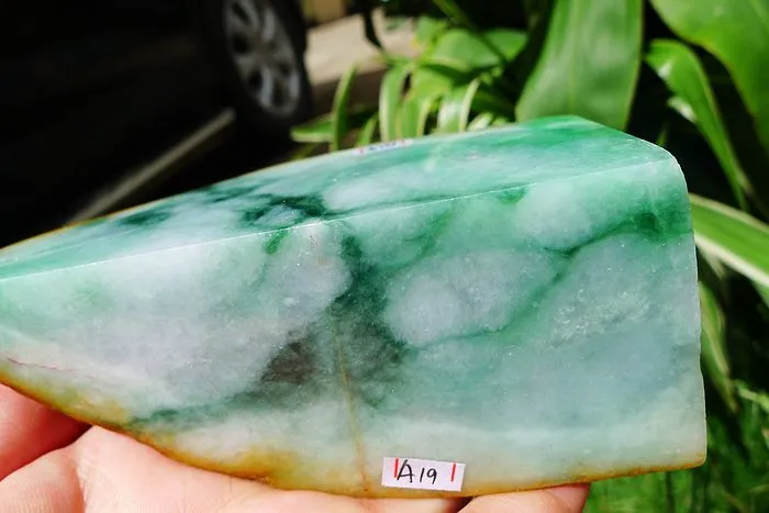 Natural Jade Rough Jadeite Raw (480g,11.1X6.9X5.1cm)