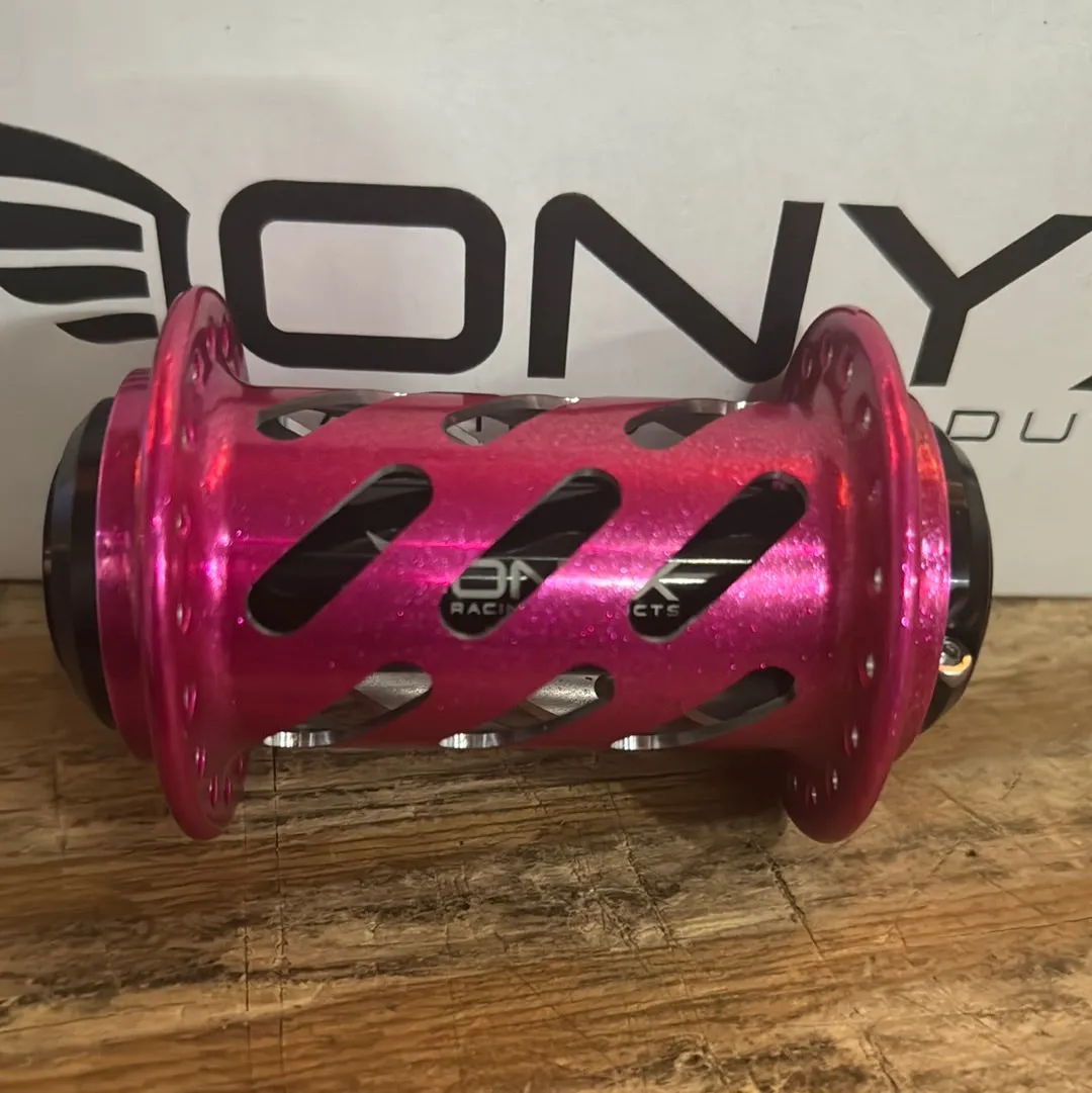 Onyx Hubs Cotm Malibu Barbie