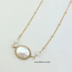 Pearl Erica Necklace