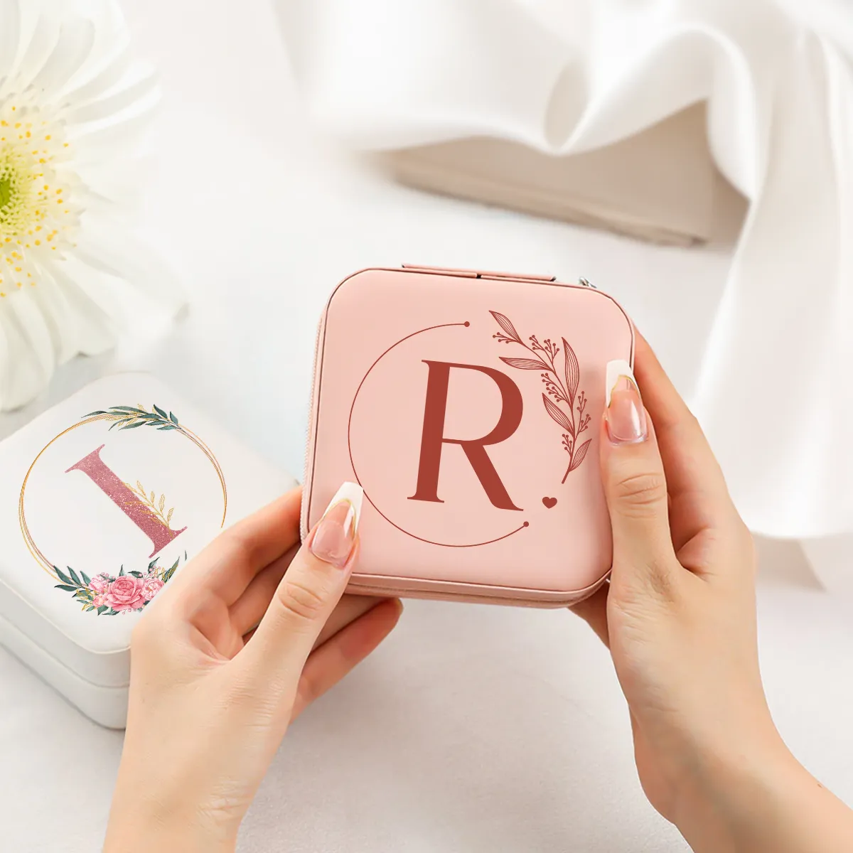 Personalized Jewelry Box, Pink Small Travel Jewelry Box with Initial R, Monogrammed Jewelry Case Organizer for Girls Women Teen, Mini Travel Essentials Gifts for Christmas Birthday