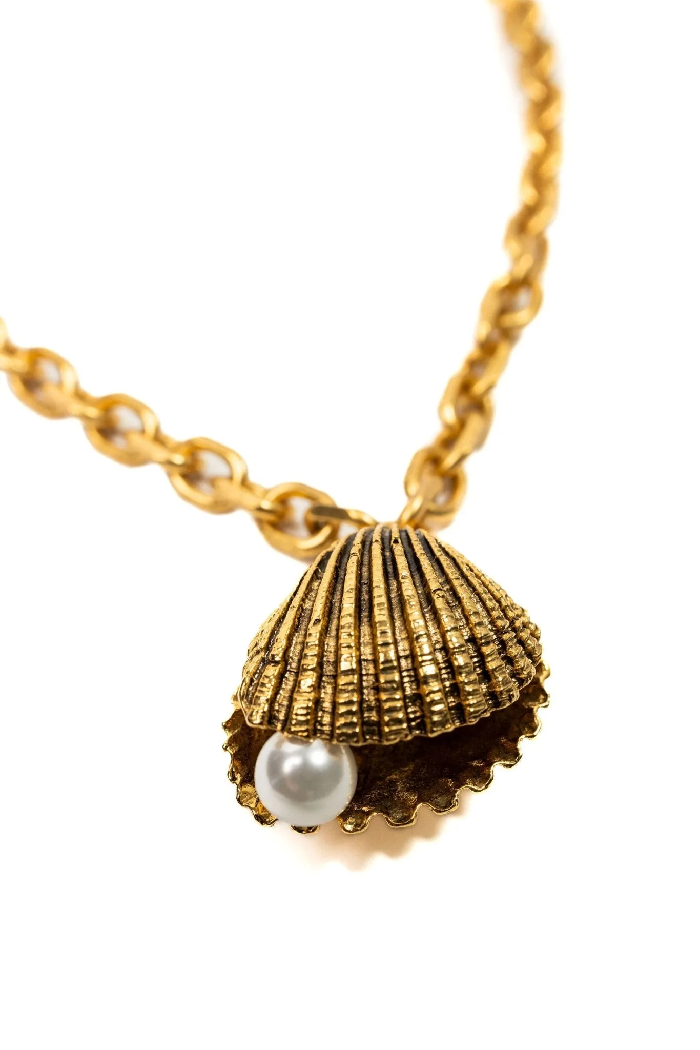 Shellina Necklace