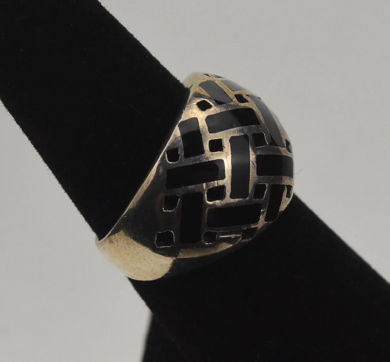 Stunning Basket Weave Sterling Silver Black Onyx Ring - Size 6