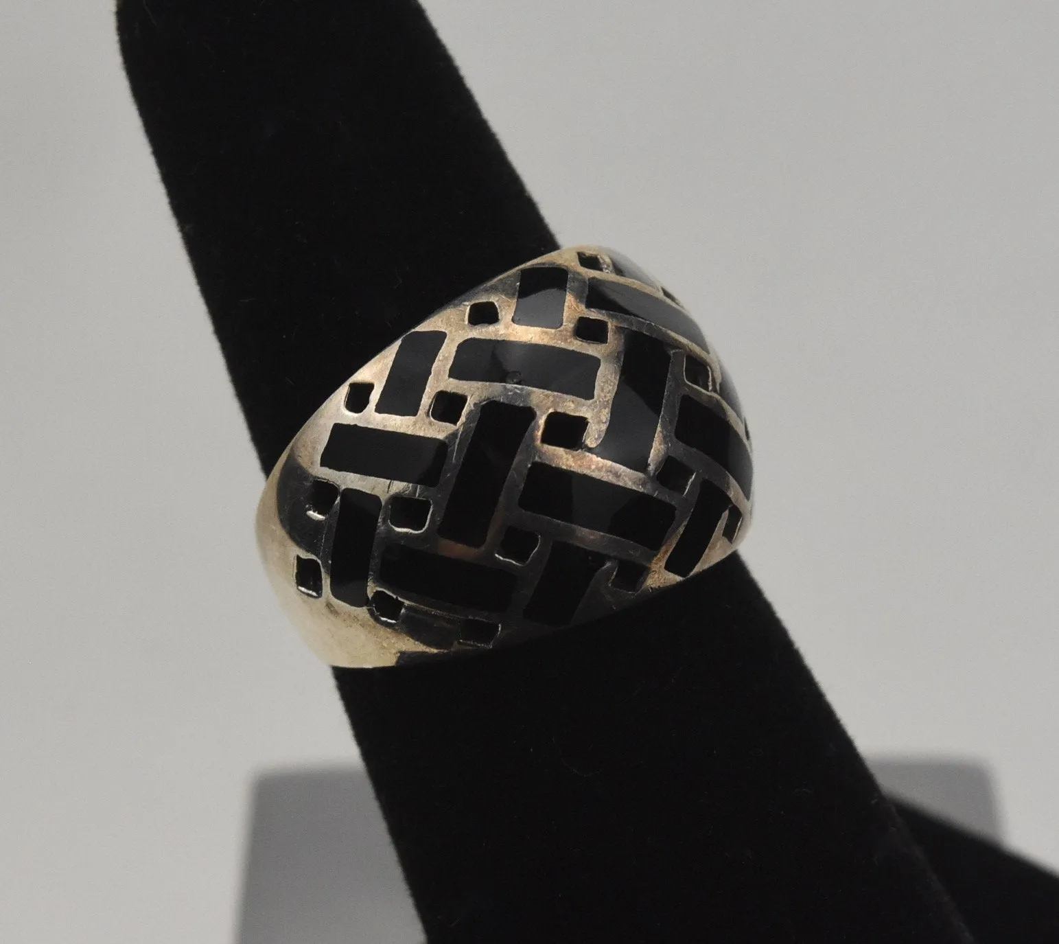 Stunning Basket Weave Sterling Silver Black Onyx Ring - Size 6