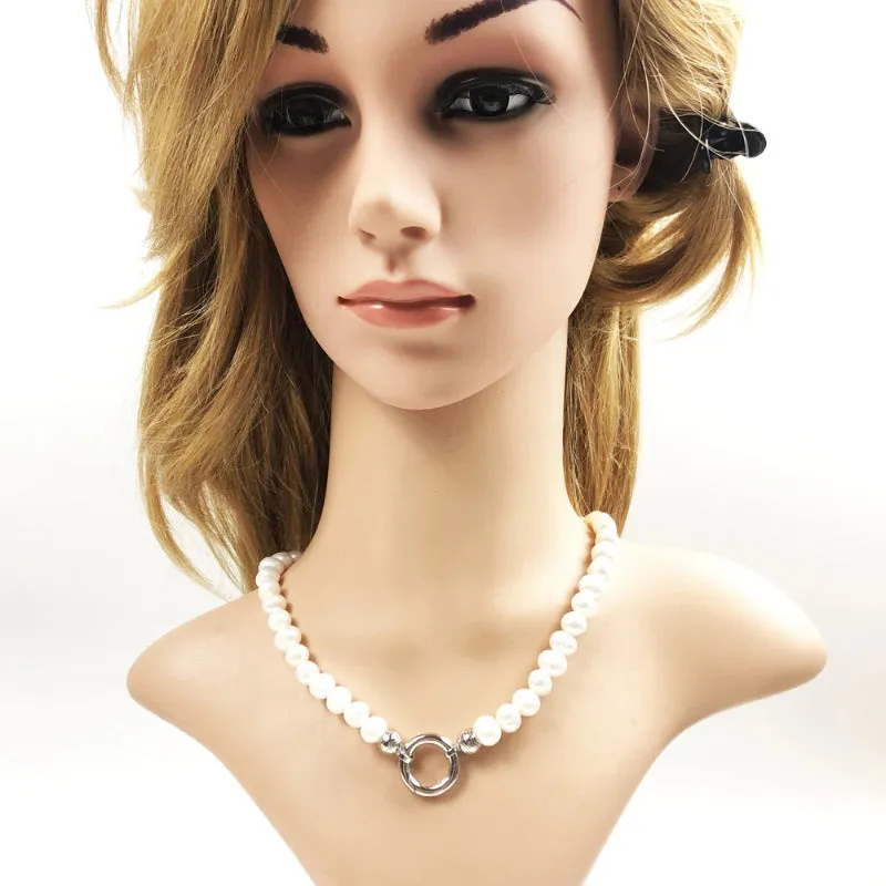 Timeless Fashion Freshwater Pearl Beads with Round Charm Necklaces