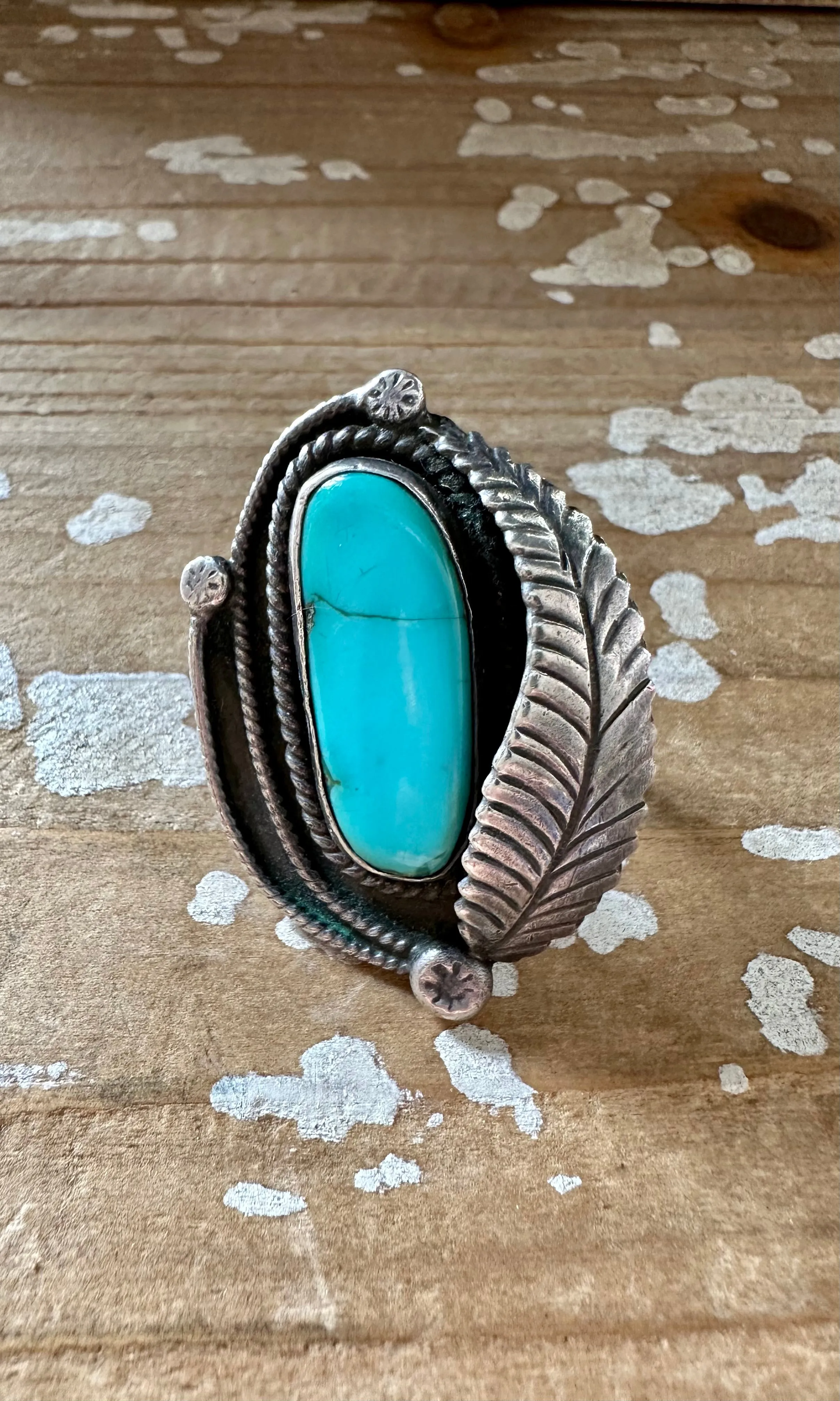 TWISTED FEATHER Silver & Turquoise Ring • Size 7 1/4