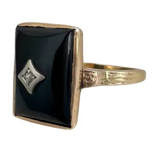 V I N T A G E // 1930s does 1920s / 14k yellow gold with onyx and diamond / size 9.25