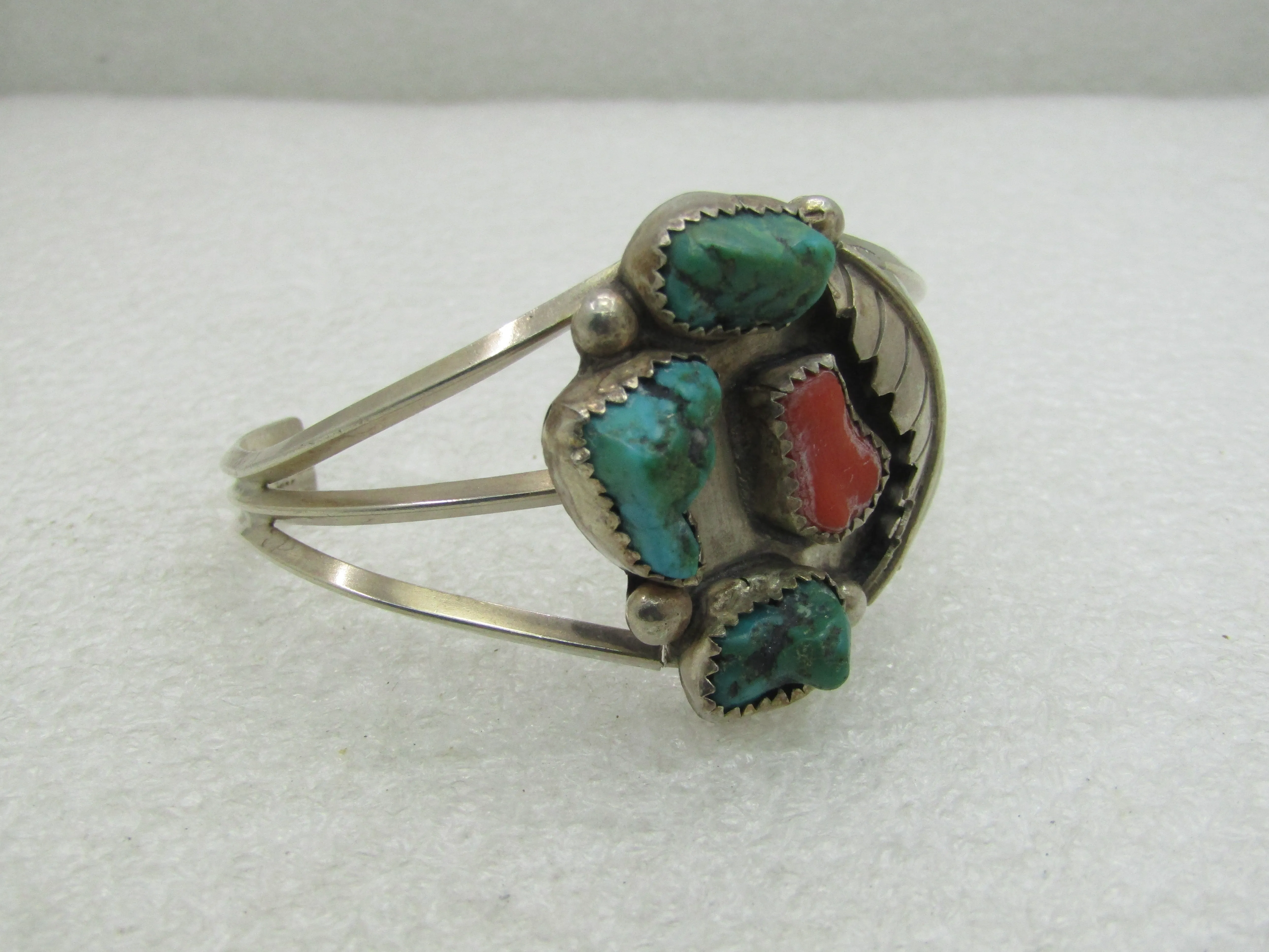 Vintage Sterling Southwestern Turquoise Cuff Bracelet, Navajo Style 6.75"