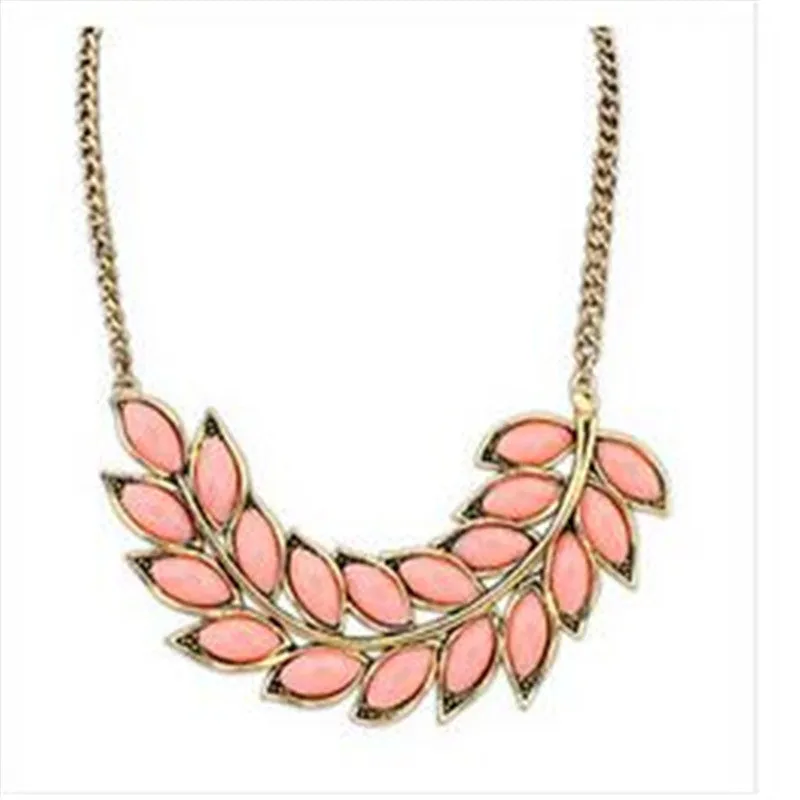 VintageLeaf Choker Necklace For Women